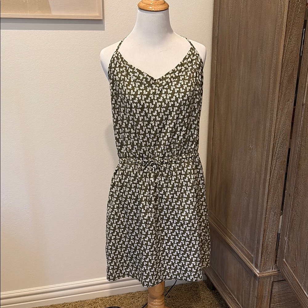 Elegant Green Patterned Women's Dress